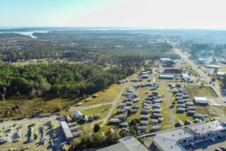 Silver Sands RV Park campground (photo 1)