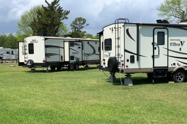 Silver Sands RV Park campground (photo 2)