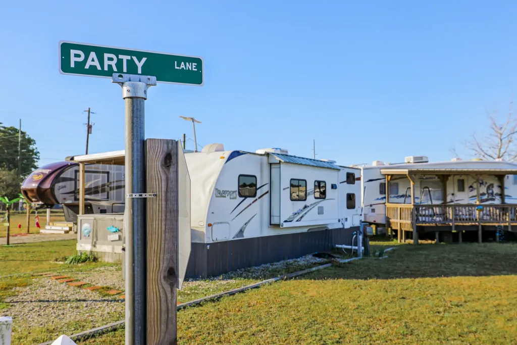 Silver Sands RV Park in Sneads Ferry, NC